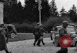 Standbild deutsche Kapitulation Haar Deutschland, 1945, aus Sekunde 24 historischem Filmmaterial Videoclip 65675056431