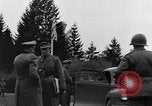 Standbild deutsche Kapitulation Haar Deutschland, 1945, aus Sekunde 35 historischem Filmmaterial Videoclip 65675056431