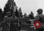 Standbild deutsche Kapitulation Haar Deutschland, 1945, aus Sekunde 38 historischem Filmmaterial Videoclip 65675056431