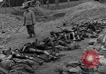 Standbild NS-Konzentrationslager Landsberg Deutschland, 1945, aus Sekunde 26 historischem Filmmaterial Videoclip 65675056434