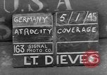 Standbild NS-Konzentrationslager Landsberg Deutschland, 1945, aus Sekunde 48 historischem Filmmaterial Videoclip 65675056434