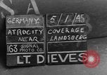 Standbild NS-Konzentrationslager Landsberg Deutschland, 1945, aus Sekunde 58 historischem Filmmaterial Videoclip 65675056434