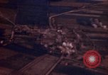 Standbild Strafing deutsche Ziele Deutschland, 1945, aus Sekunde 30 historischem Filmmaterial Videoclip 65675056451