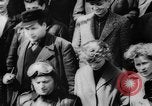 Standbild Flüchtlinge fliehen Ost-berlin Berlin Deutschland, 1962, aus Sekunde 9 historischem Filmmaterial Videoclip 65675056469
