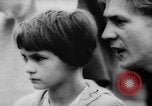 Standbild Flüchtlinge fliehen Ost-berlin Berlin Deutschland, 1962, aus Sekunde 37 historischem Filmmaterial Videoclip 65675056469