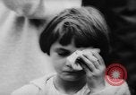 Standbild Flüchtlinge fliehen Ost-berlin Berlin Deutschland, 1962, aus Sekunde 39 historischem Filmmaterial Videoclip 65675056469