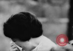 Standbild Flüchtlinge fliehen Ost-berlin Berlin Deutschland, 1962, aus Sekunde 46 historischem Filmmaterial Videoclip 65675056469