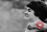 Standbild Flüchtlinge fliehen Ost-berlin Berlin Deutschland, 1962, aus Sekunde 48 historischem Filmmaterial Videoclip 65675056469