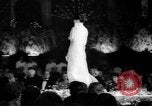 Immagine di Sfilata di moda United States USA, 1962, secondo 9 filmato di repertorio 65675056480