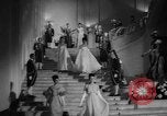 Immagine di Sfilata di moda United States USA, 1962, secondo 47 filmato di repertorio 65675056480