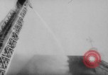 Immagine di Set di prigionieri carcere il fuoco Montreal, Quebec, Canada, 1962, secondo 47 filmato di repertorio 65675056482