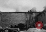 Immagine di Set di prigionieri carcere il fuoco Montreal, Quebec, Canada, 1962, secondo 54 filmato di repertorio 65675056482