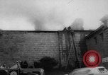 Immagine di Set di prigionieri carcere il fuoco Montreal, Quebec, Canada, 1962, secondo 55 filmato di repertorio 65675056482
