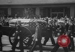 Standbild Tod von General Douglas MacArthur United States USA, 1964, aus Sekunde 15 historischem Filmmaterial Videoclip 65675056491