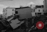 Immagine di Il crollo di edifici da flood erosione United States USA, 1965, secondo 14 filmato di repertorio 65675056505