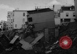 Immagine di Il crollo di edifici da flood erosione United States USA, 1965, secondo 15 filmato di repertorio 65675056505