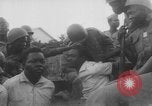 Standbild Anti apartheid Demonstrationen und Ausschreitungen in Afrika Afrika, 1960, aus Sekunde 48 historischem Filmmaterial Videoclip 65675056510