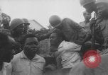 Standbild Anti apartheid Demonstrationen und Ausschreitungen in Afrika Afrika, 1960, aus Sekunde 49 historischem Filmmaterial Videoclip 65675056510