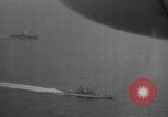 Image cargaisons de ravitaillement de Quemoy Formosa Détroit, 1958, de la seconde 6 séquences d'archives historiques vidéo 65675056518
