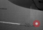 Image cargaisons de ravitaillement de Quemoy Formosa Détroit, 1958, de la seconde 8 séquences d'archives historiques vidéo 65675056518