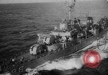 Image cargaisons de ravitaillement de Quemoy Formosa Détroit, 1958, de la seconde 23 séquences d'archives historiques vidéo 65675056518