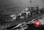 Image cargaisons de ravitaillement de Quemoy Formosa Détroit, 1958, de la seconde 26 séquences d'archives historiques vidéo 65675056518