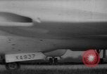 Standbild britischen Victor-Bomber Vereinigtes Königreich, 1958, aus Sekunde 38 historischem Filmmaterial Videoclip 65675056521