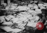 Image Causés par les inondations de l'Arno Florence Italie, 1966, de la seconde 7 séquences d'archives historiques vidéo 65675056529
