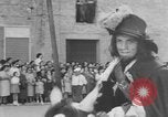 Immagine di Festival Quintana Foligno ITALIA, 1951, secondo 10 filmato di repertorio 65675056539