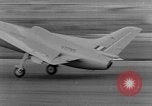 Standbild British Air Show Farnborough England, 1951, aus Sekunde 49 historischem Filmmaterial Videoclip 65675056540