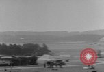 Standbild British Air Show Farnborough England, 1951, aus Sekunde 54 historischem Filmmaterial Videoclip 65675056540