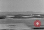Standbild British Air Show Farnborough England, 1951, aus Sekunde 57 historischem Filmmaterial Videoclip 65675056540