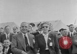 Standbild British Air Show Farnborough England, 1951, aus Sekunde 59 historischem Filmmaterial Videoclip 65675056540