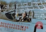 Immagine di I piloti pronti per la missione Germania, 1945, secondo 20 filmato di repertorio 65675056550