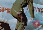 Image pilotes prêts pour la mission Allemagne, 1945, de la seconde 32 séquences d'archives historiques vidéo 65675056551