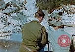 Image pilotes prêts pour la mission Allemagne, 1945, de la seconde 34 séquences d'archives historiques vidéo 65675056551