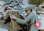 Image pilotes prêts pour la mission Allemagne, 1945, de la seconde 41 séquences d'archives historiques vidéo 65675056551