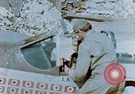 Image pilotes prêts pour la mission Allemagne, 1945, de la seconde 44 séquences d'archives historiques vidéo 65675056551