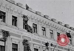Immagine di Gli edifici danneggiati a Mosca Mosca Russia Unione Sovietica, 1917, secondo 43 filmato di repertorio 65675056563
