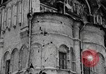Immagine di Gli edifici danneggiati a Mosca Mosca Russia Unione Sovietica, 1917, secondo 52 filmato di repertorio 65675056563