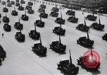 Immagine di Sfilata in Piazza Rossa Mosca Russia Unione Sovietica, 1934, secondo 24 filmato di repertorio 65675056568