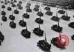 Immagine di Sfilata in Piazza Rossa Mosca Russia Unione Sovietica, 1934, secondo 25 filmato di repertorio 65675056568