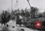 Immagine di La Russia soffre inverte il senso di rotazione nella prima guerra mondiale La Russia, 1916, secondo 46 filmato di repertorio 65675056573