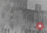 Immagine di Imperial soldati russi rivolta in Petrograd Pietrogrado Russia, 1917, secondo 27 filmato di repertorio 65675056575