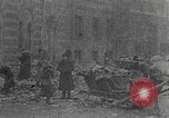 Immagine di Imperial soldati russi rivolta in Petrograd Pietrogrado Russia, 1917, secondo 33 filmato di repertorio 65675056575