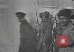 Immagine di Imperial soldati russi rivolta in Petrograd Pietrogrado Russia, 1917, secondo 49 filmato di repertorio 65675056575