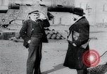 Immagine di Leader bolscevico Vladimir Lenin e Lev Kamenev Mosca Russia Unione Sovietica, 1918, secondo 11 filmato di repertorio 65675056595
