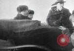 Immagine di Leader bolscevico Vladimir Lenin e Lev Kamenev Mosca Russia Unione Sovietica, 1918, secondo 29 filmato di repertorio 65675056595