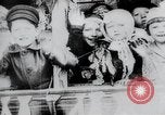 Immagine di Marzo dai dimostranti La Russia, 1917, secondo 12 filmato di repertorio 65675056599