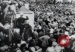 Immagine di Marzo dai dimostranti La Russia, 1917, secondo 26 filmato di repertorio 65675056599